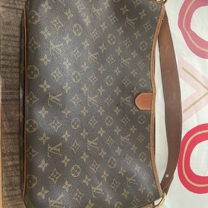 Louis Vuitton Purse
